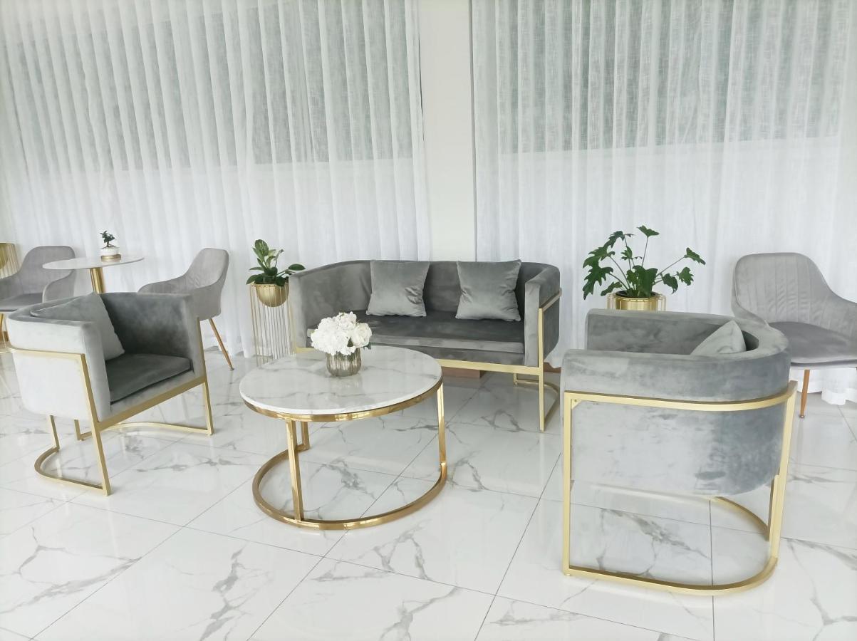 Golden Nest Suvarnabhumi מלון *